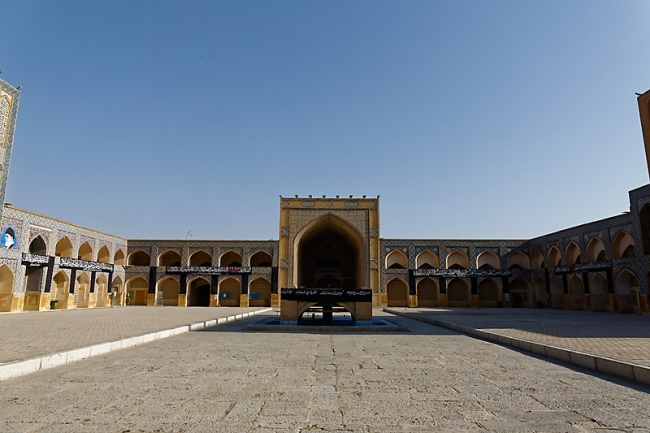 Ispahan-Mosquée du vendredi-055